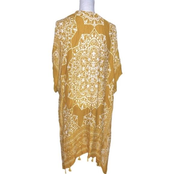 Woven Heart Wm’s Sz OSFM Mustard Yellow Kimono Fringe Open Cover Up Cardigan - Picture 4 of 6